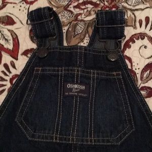 Oshkosh overalls 2t worn once